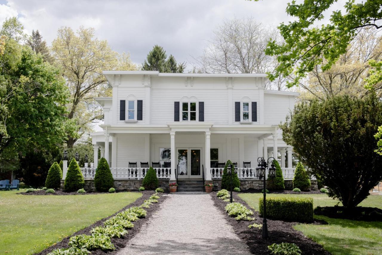 John Joseph Inn Groton Exterior foto