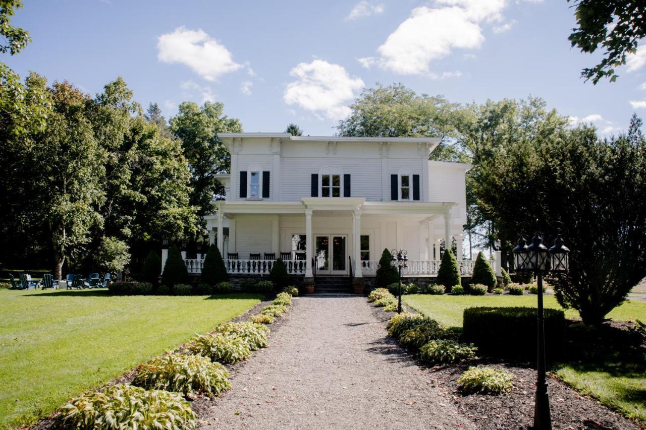 John Joseph Inn Groton Exterior foto